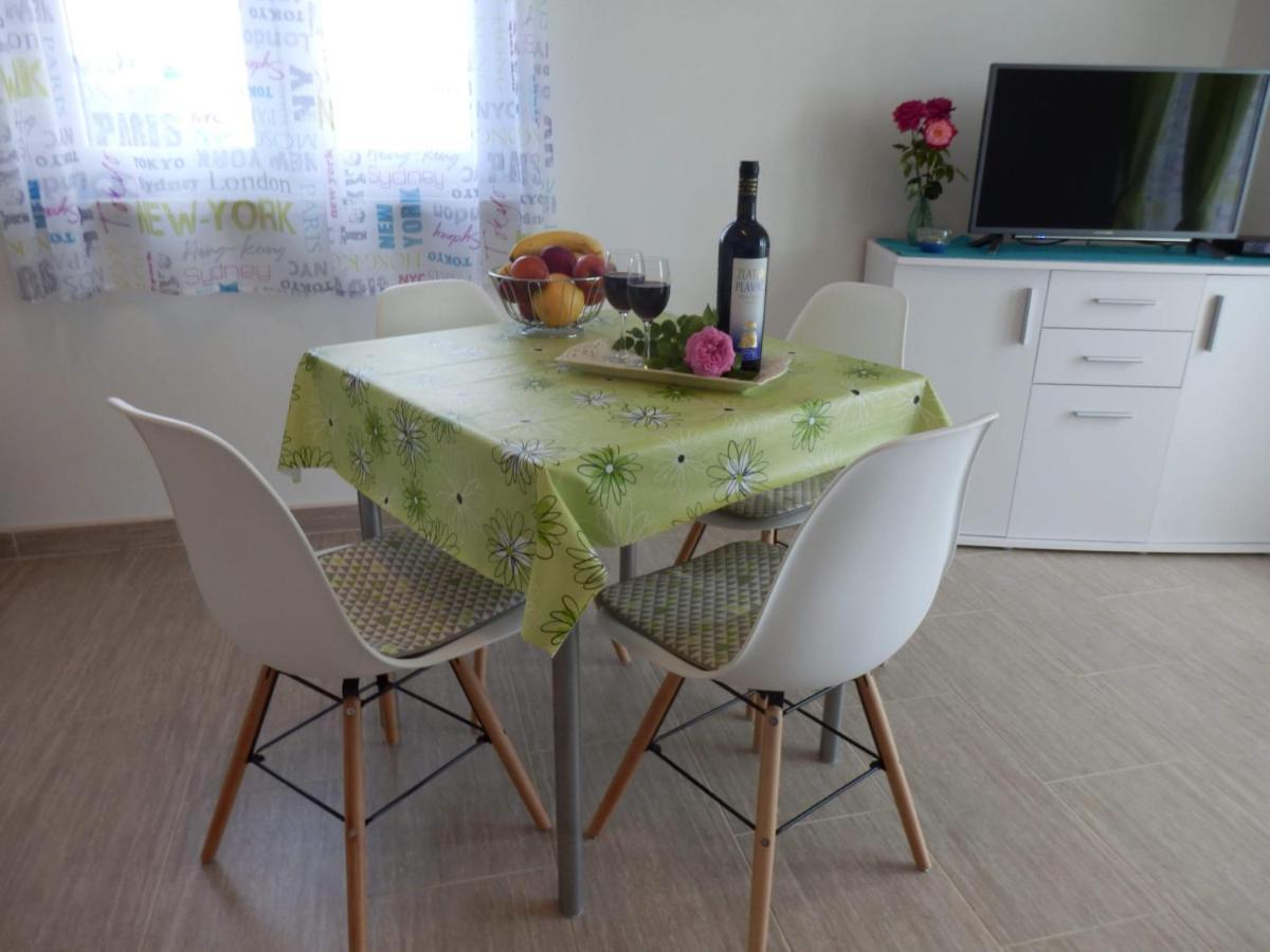 Apartman Laura Трибунь Экстерьер фото