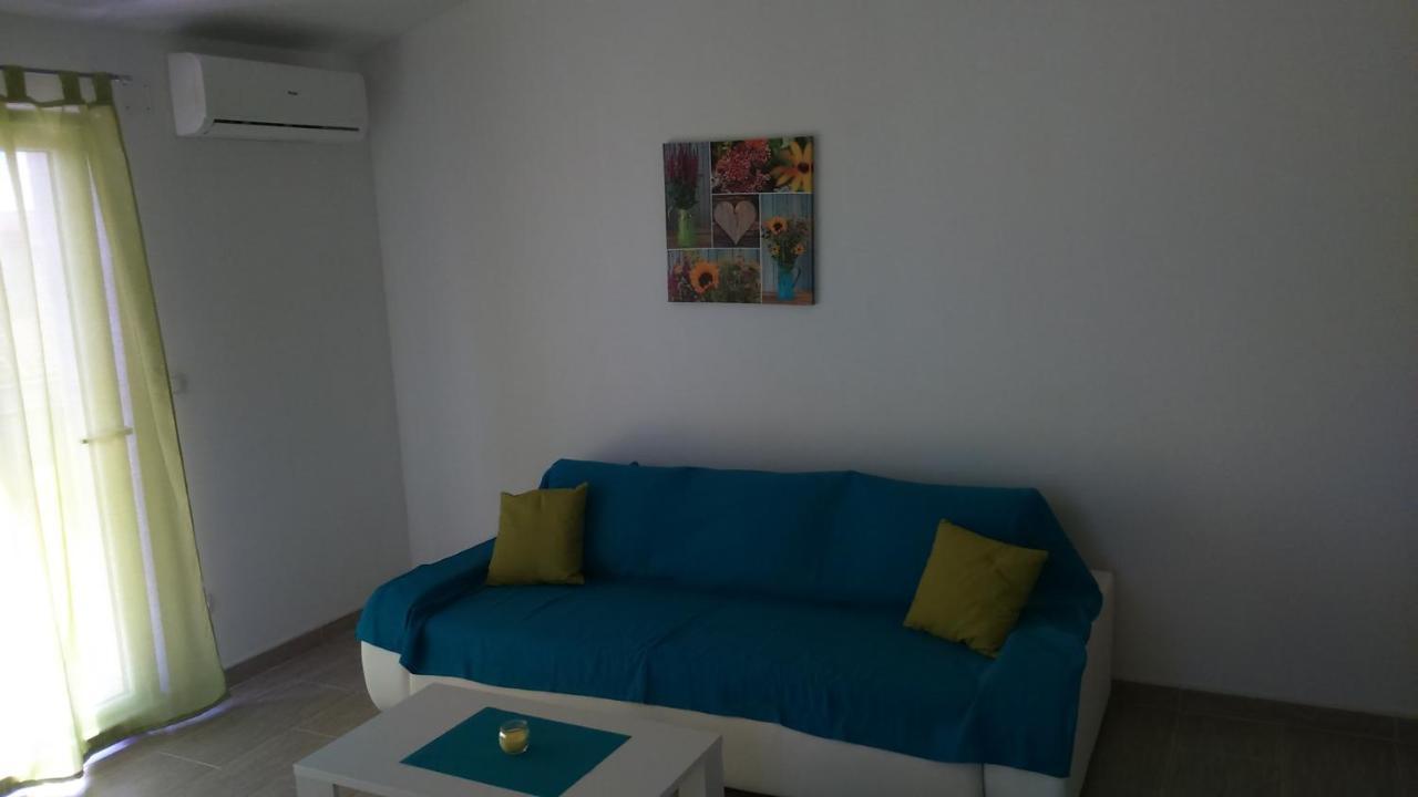 Apartman Laura Трибунь Экстерьер фото