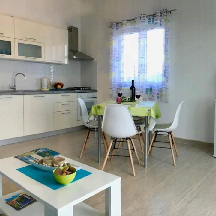 Apartman Laura Трибунь Экстерьер фото