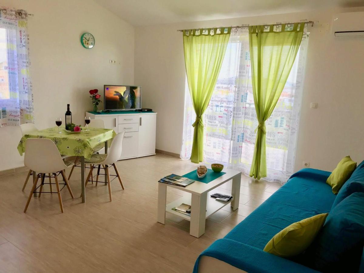 Apartman Laura Трибунь Экстерьер фото